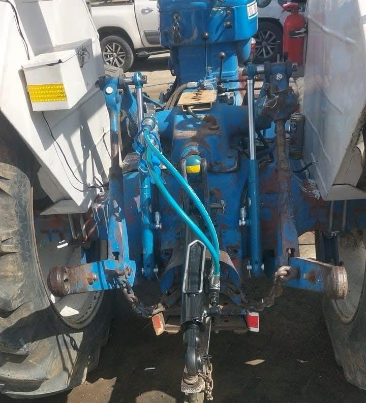 Zusatzhubzylinder-Kit für Ford Traktor
