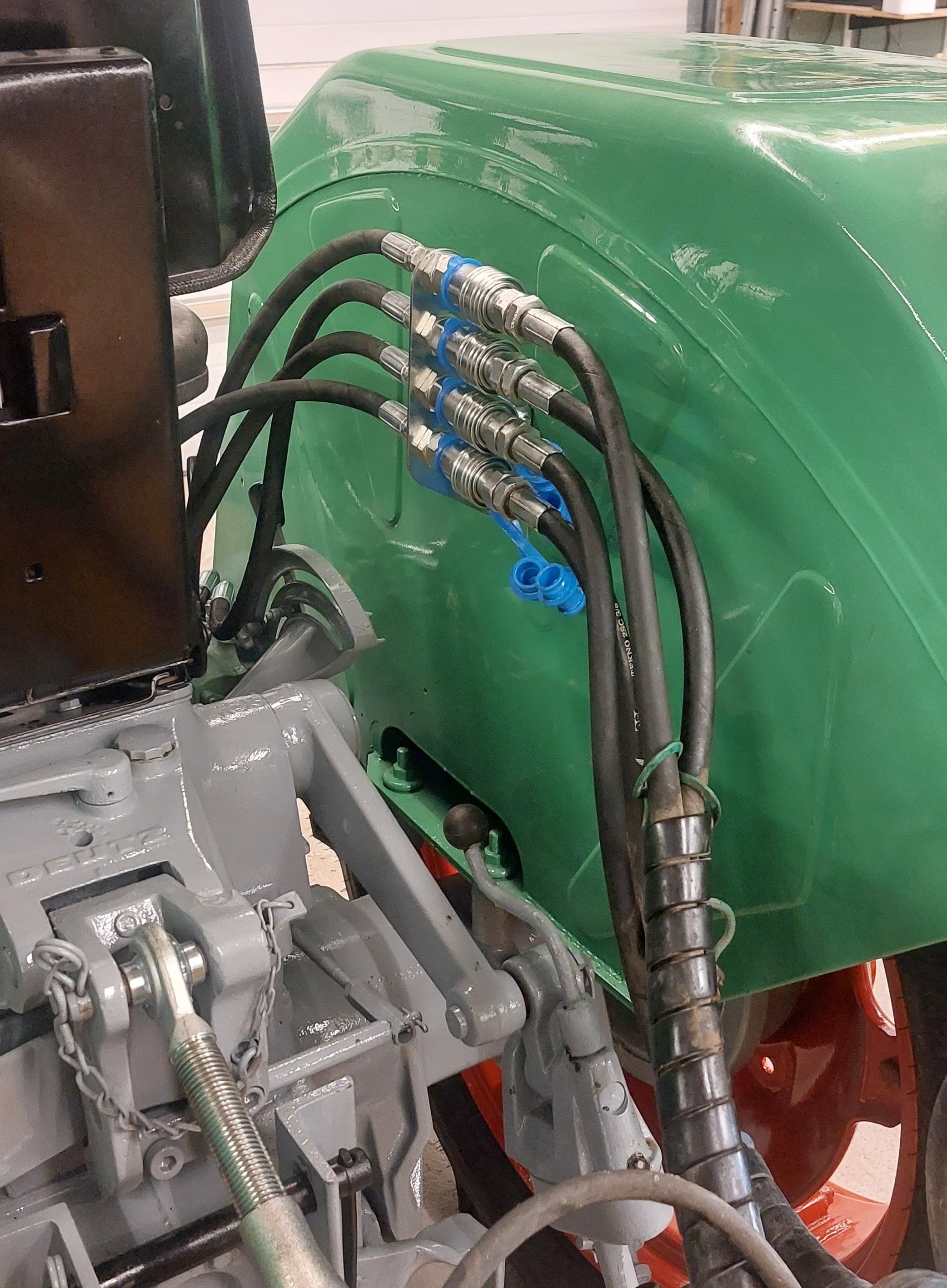 Hydraulik Steuergerät kompatibel mit Deutz Traktor 2506 3006 4006 5006 6206 – Doppelsteuergerät 4-Wege