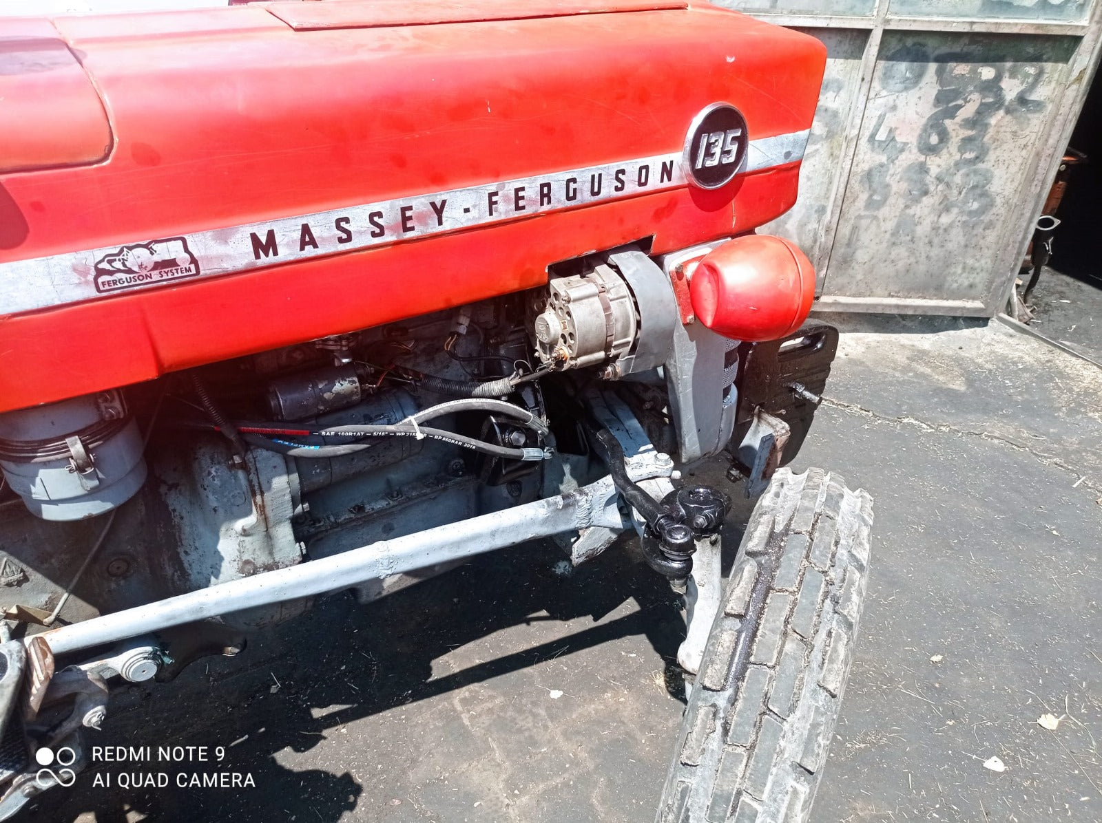 Servolenkungs-Nachrüstsatz Massey Ferguson MF 135 – Gebogene Vorderachse