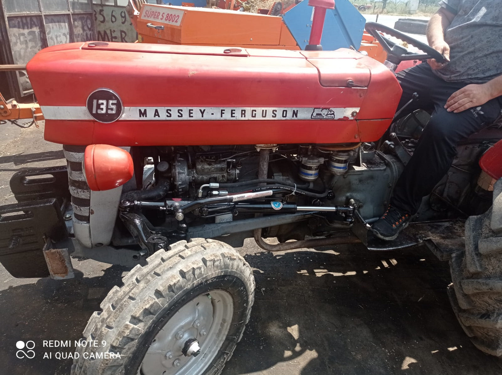 Servolenkungs-Nachrüstsatz Massey Ferguson MF 135 – Gebogene Vorderachse
